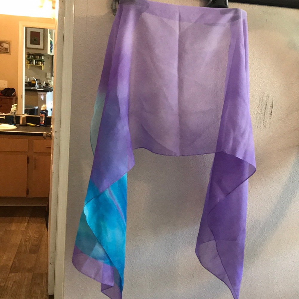 Lovely light purple and teal shaw.